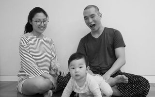 <div>製作札記</div><div>「那就來製作一條自己也滿意的嬰兒背帶吧！」</div><div><span>Konny嬰兒背帶</span></div><div>百般尋覓無果，於是展開背帶製作大作戰</div>