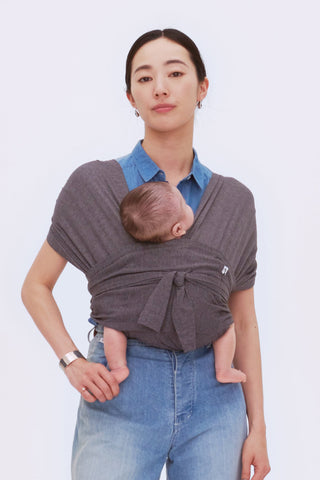 コニー抱っこ紐FLEX SoftBreeze™（サイズ調節可能 / ヘッドサポート付き）